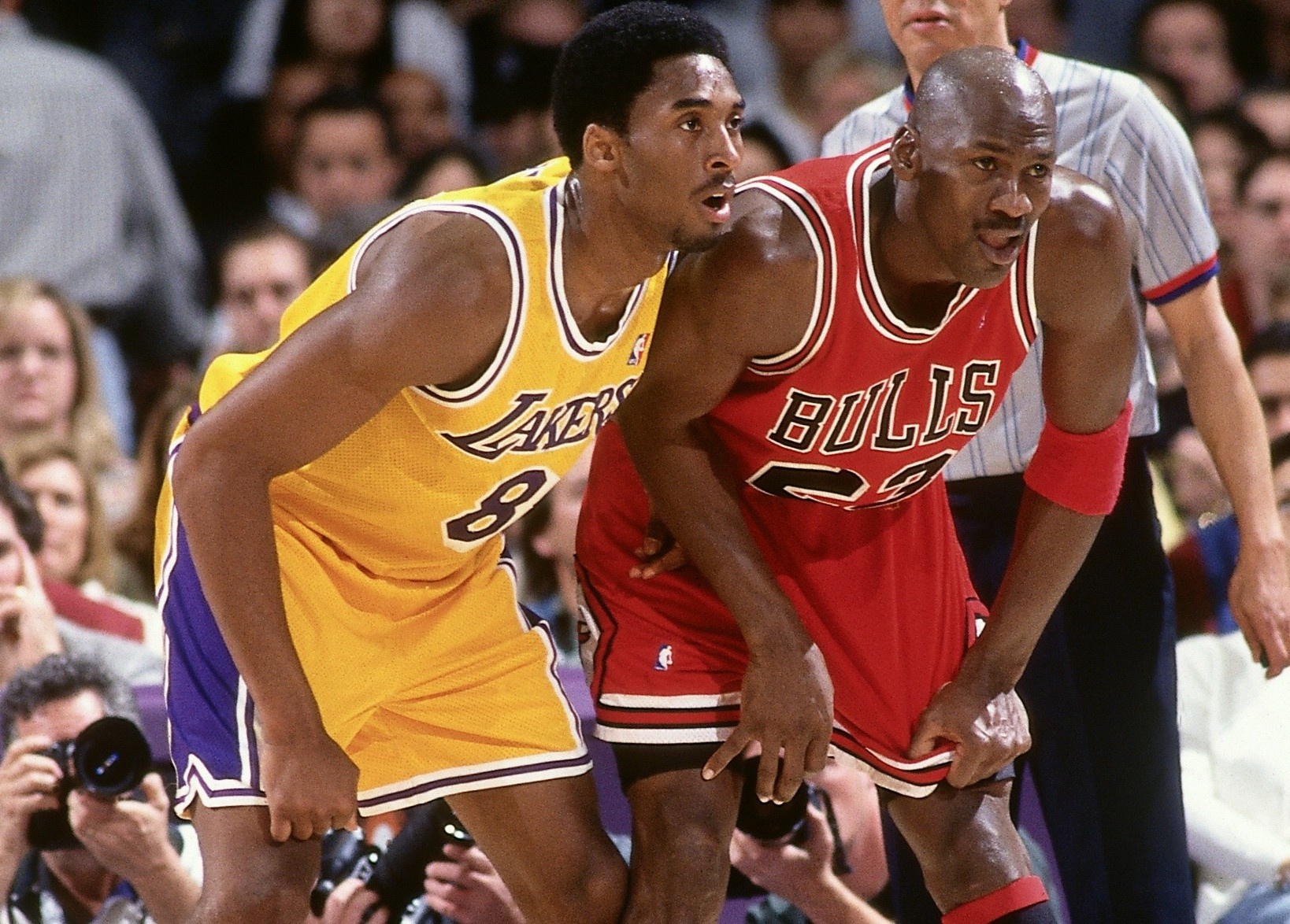 Tran dau kinh dien giua Michael Jordan va Kobe Bryant hinh anh