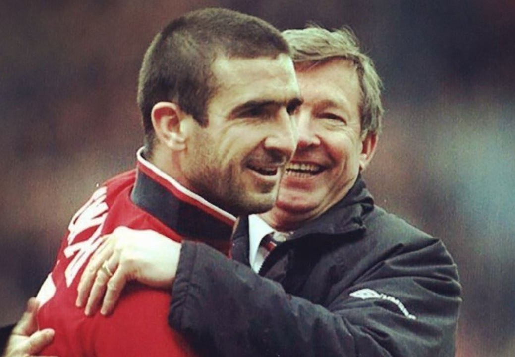 6 ngoi sao tung khoac ao Leeds va Man United hinh anh