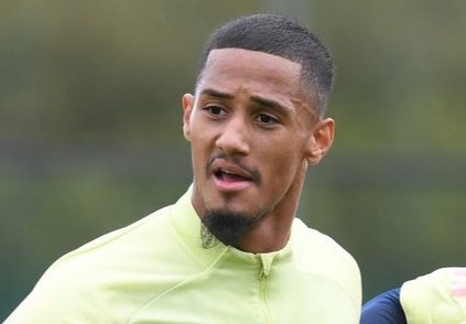 Cau thu 30 trieu euro bi lang quen o doi tre Arsenal hinh anh