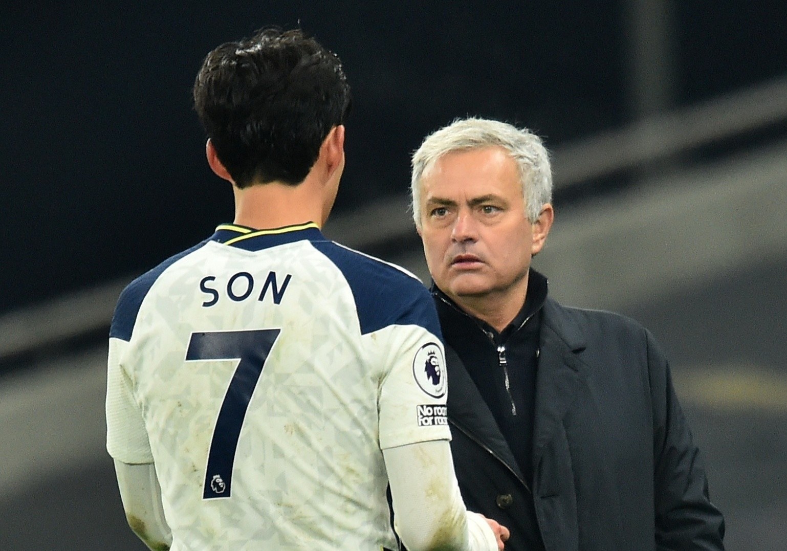 Son Heung-min ke cam giac lan dau gap HLV Mourinho hinh anh