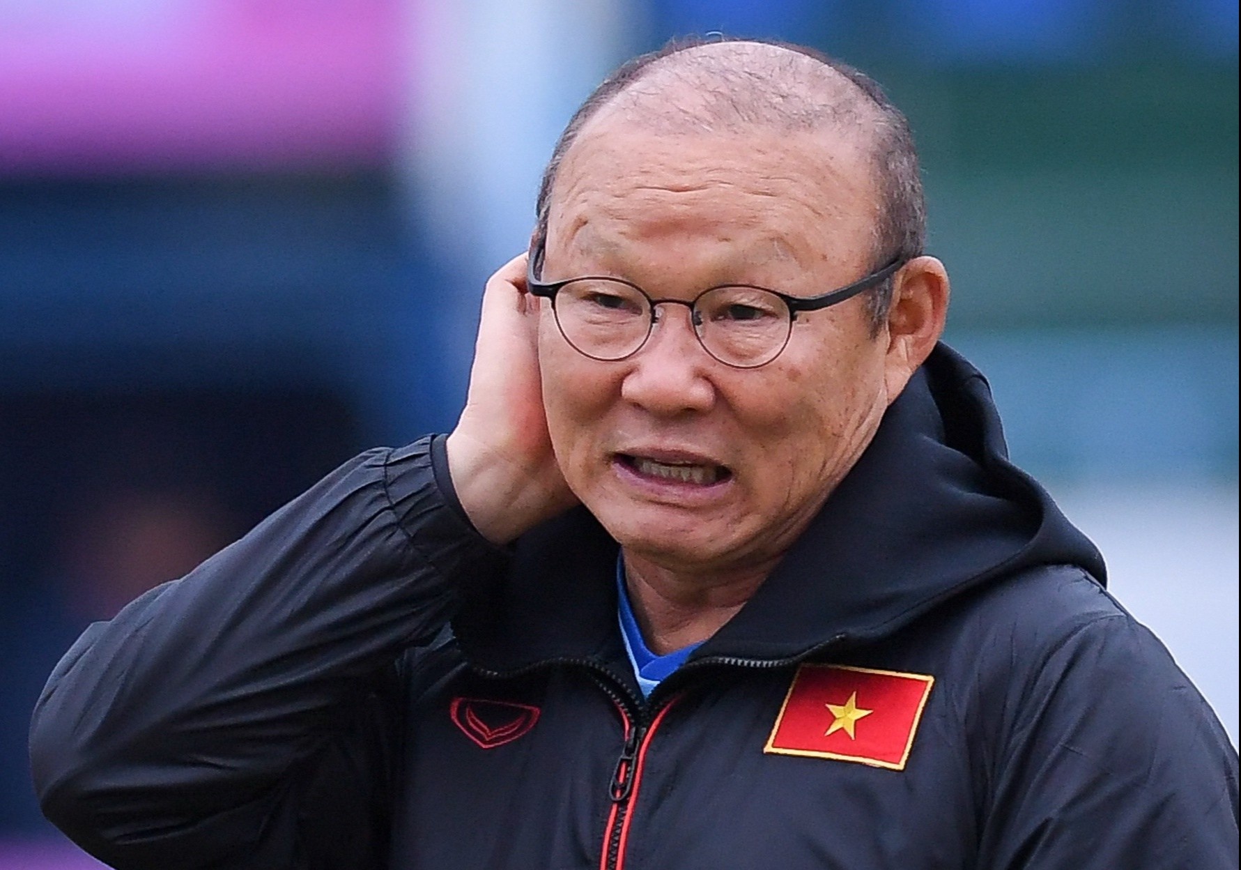 'HLV Park phai thong cam cho dong nghiep o V.League' hinh anh