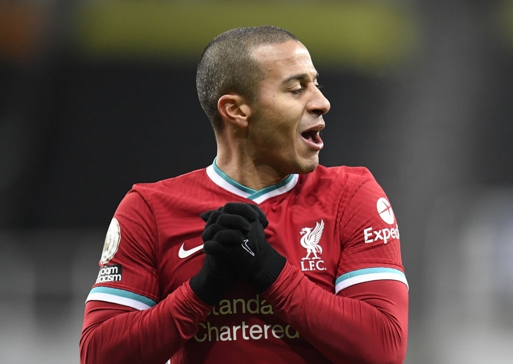 Thiago gay an tuong sau 2 thang duong thuong hinh anh