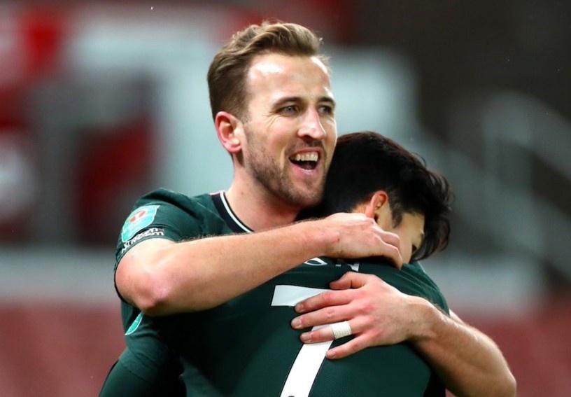 'Kane phai roi di de dat tam co Ronaldo va Messi' hinh anh