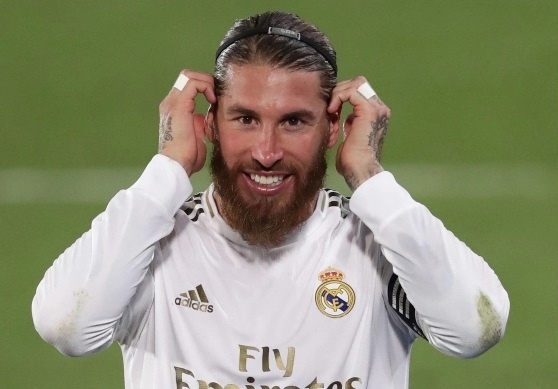 Ba doi bong lon theo duoi Sergio Ramos hinh anh