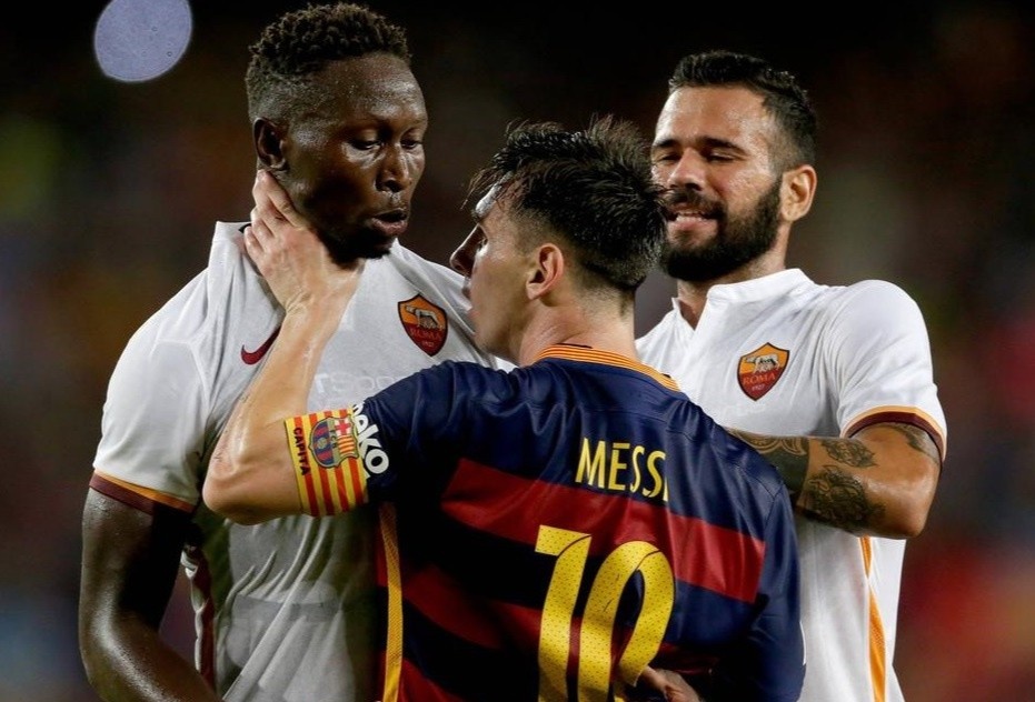 Nhung lan Messi boc dong tren san hinh anh