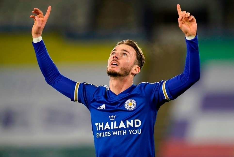 Leicester len dau bang sau tran thang Chelsea hinh anh