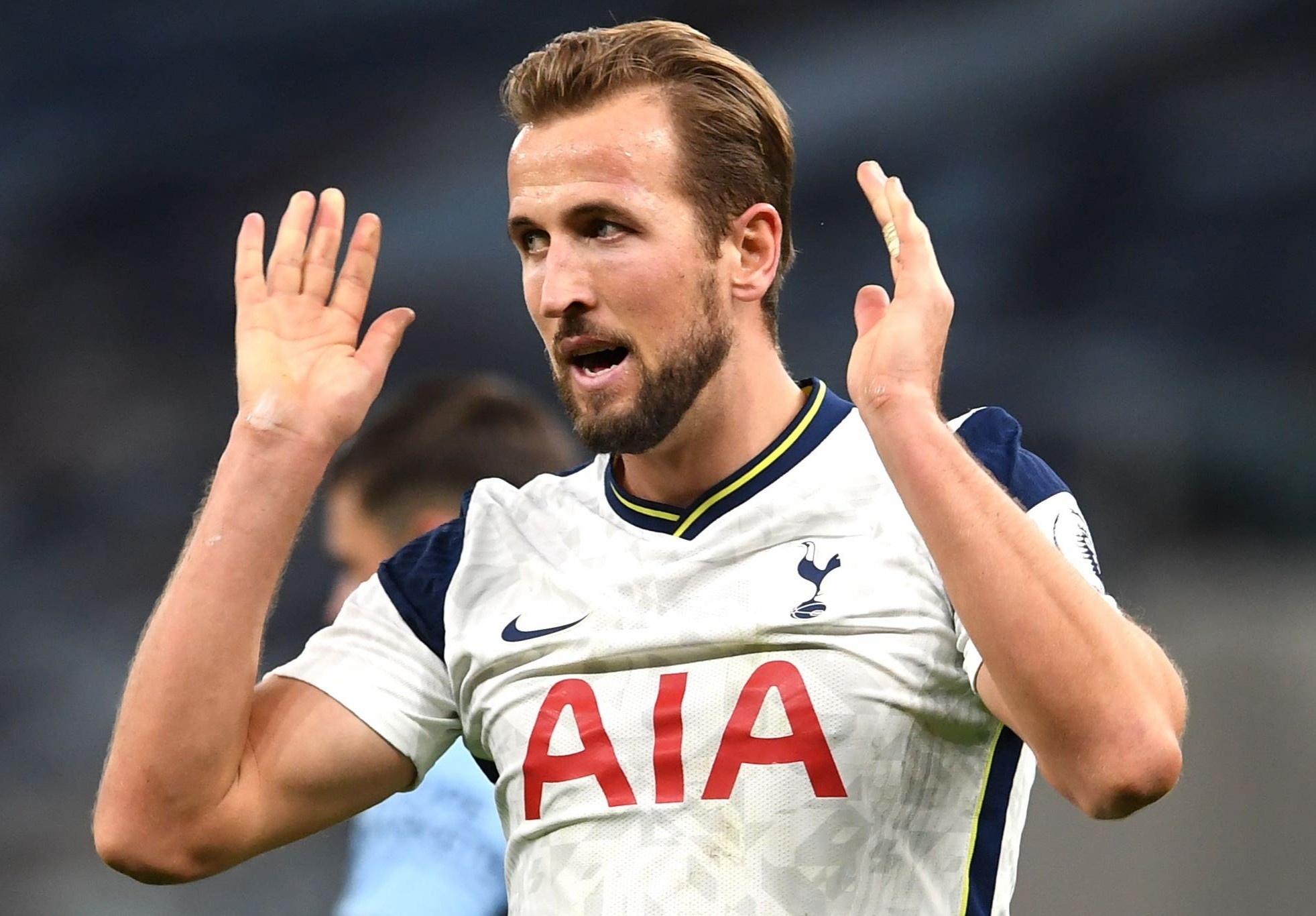Harry Kane vuot qua nhieu tien ve hang dau chau Au hinh anh