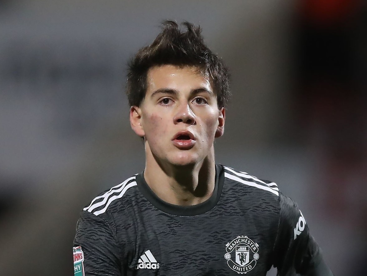 Con trai Phil Neville toa sang o doi tre Man Utd hinh anh