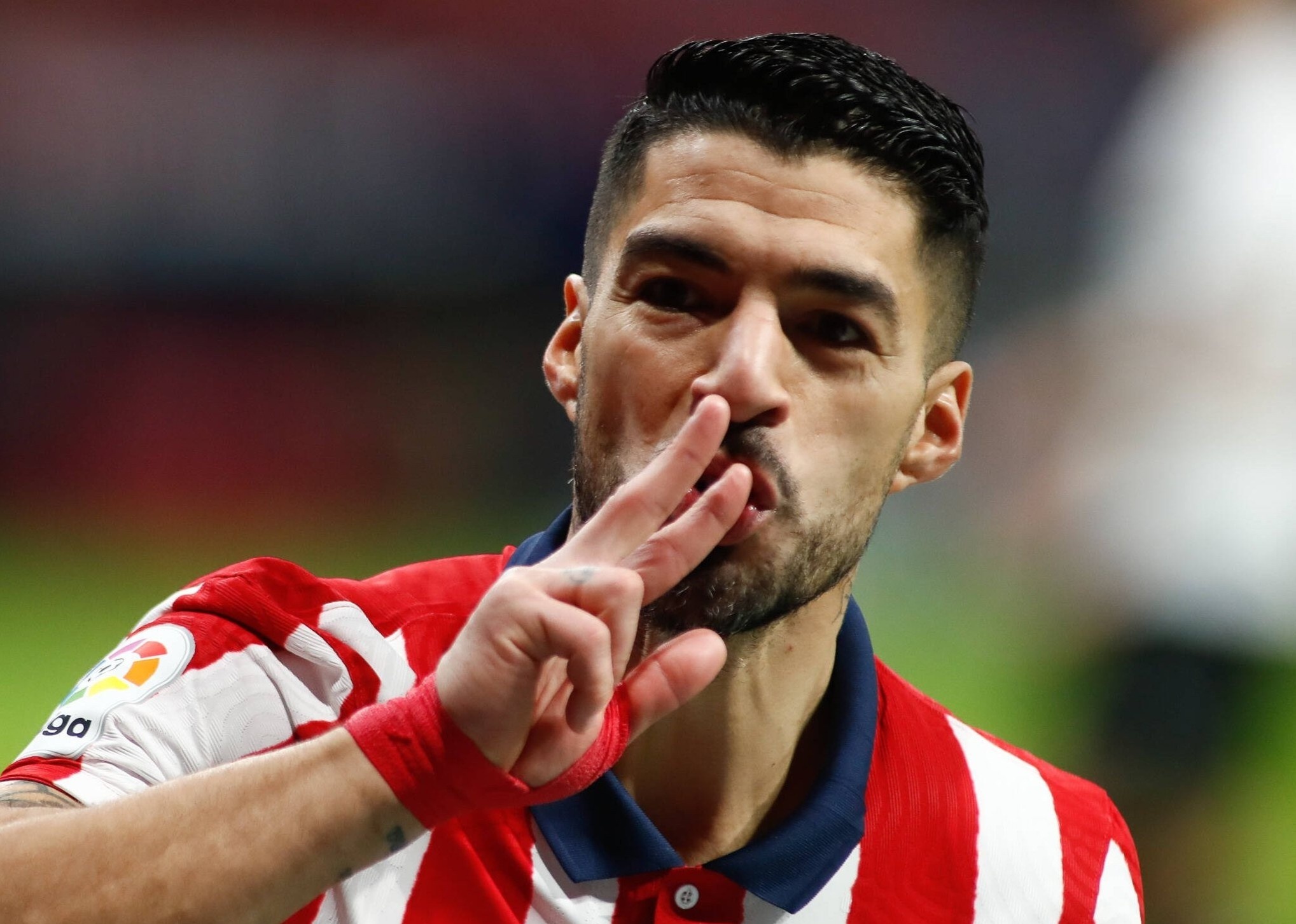 Barca khong mat trang Suarez cho Atletico hinh anh