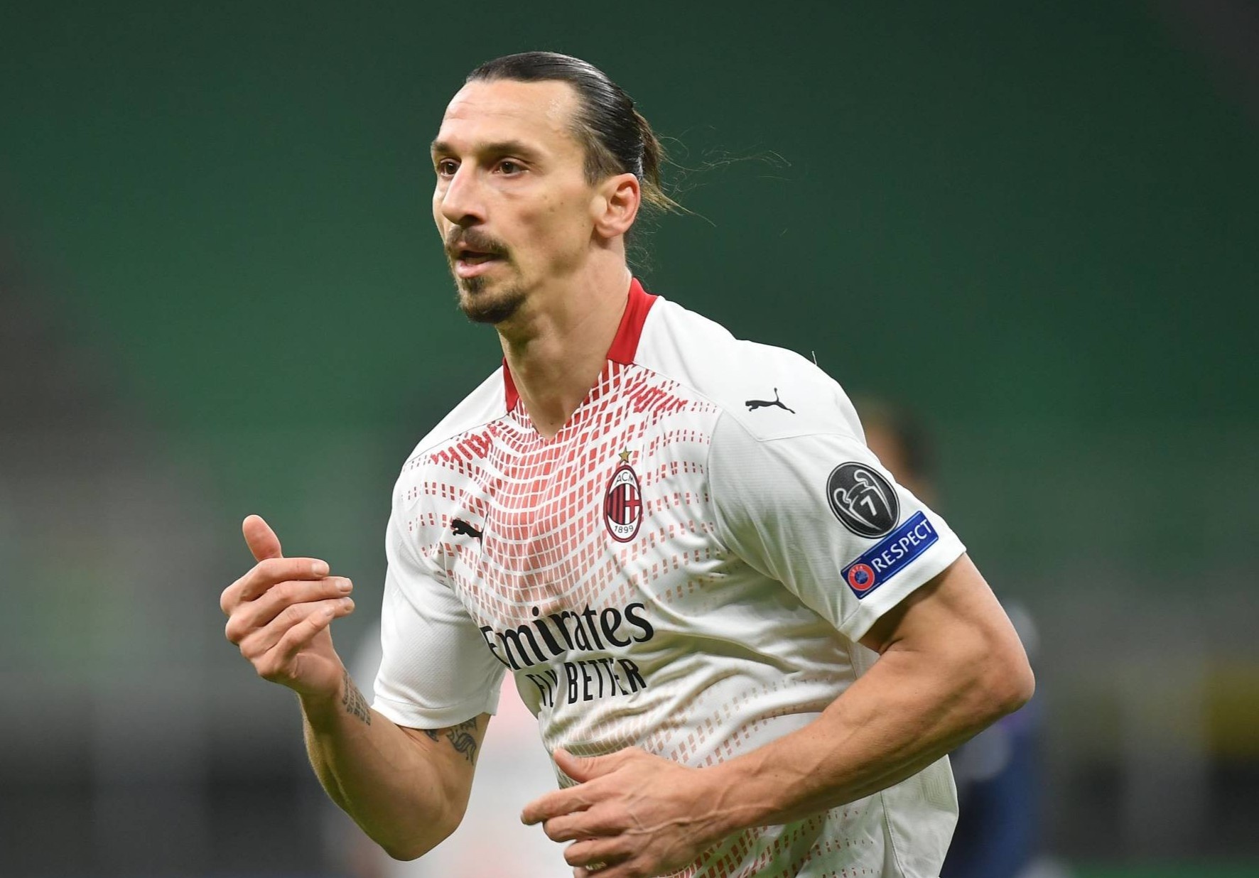 Ibrahimovic chua muon dung lai o tuoi 39 hinh anh