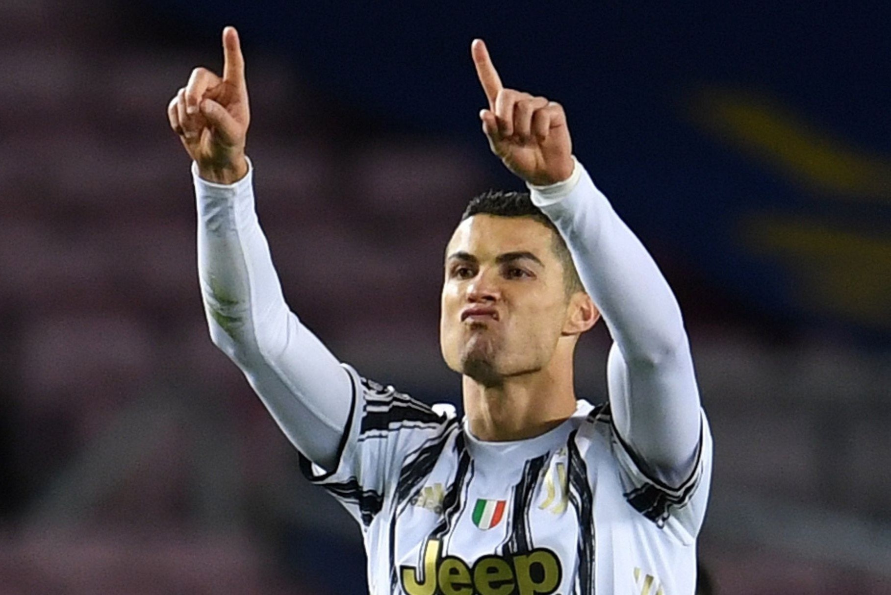 'Ronaldo xuat sac den dau cung kho lam nen chuyen' hinh anh