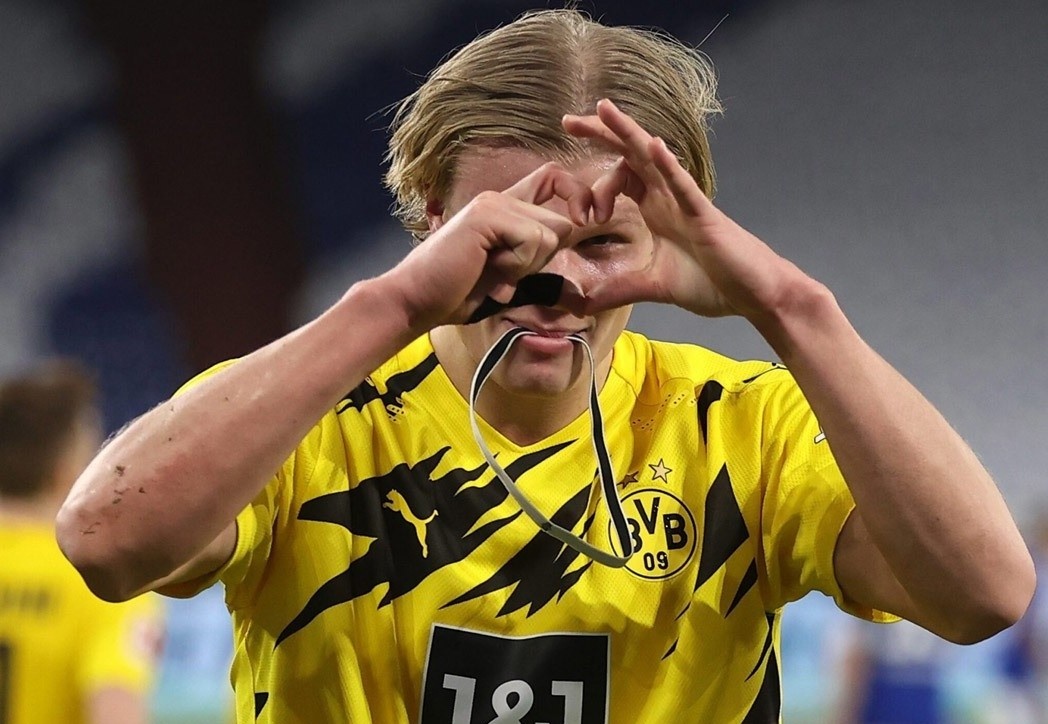 Haaland ra dieu kien de o lai Dortmund hinh anh