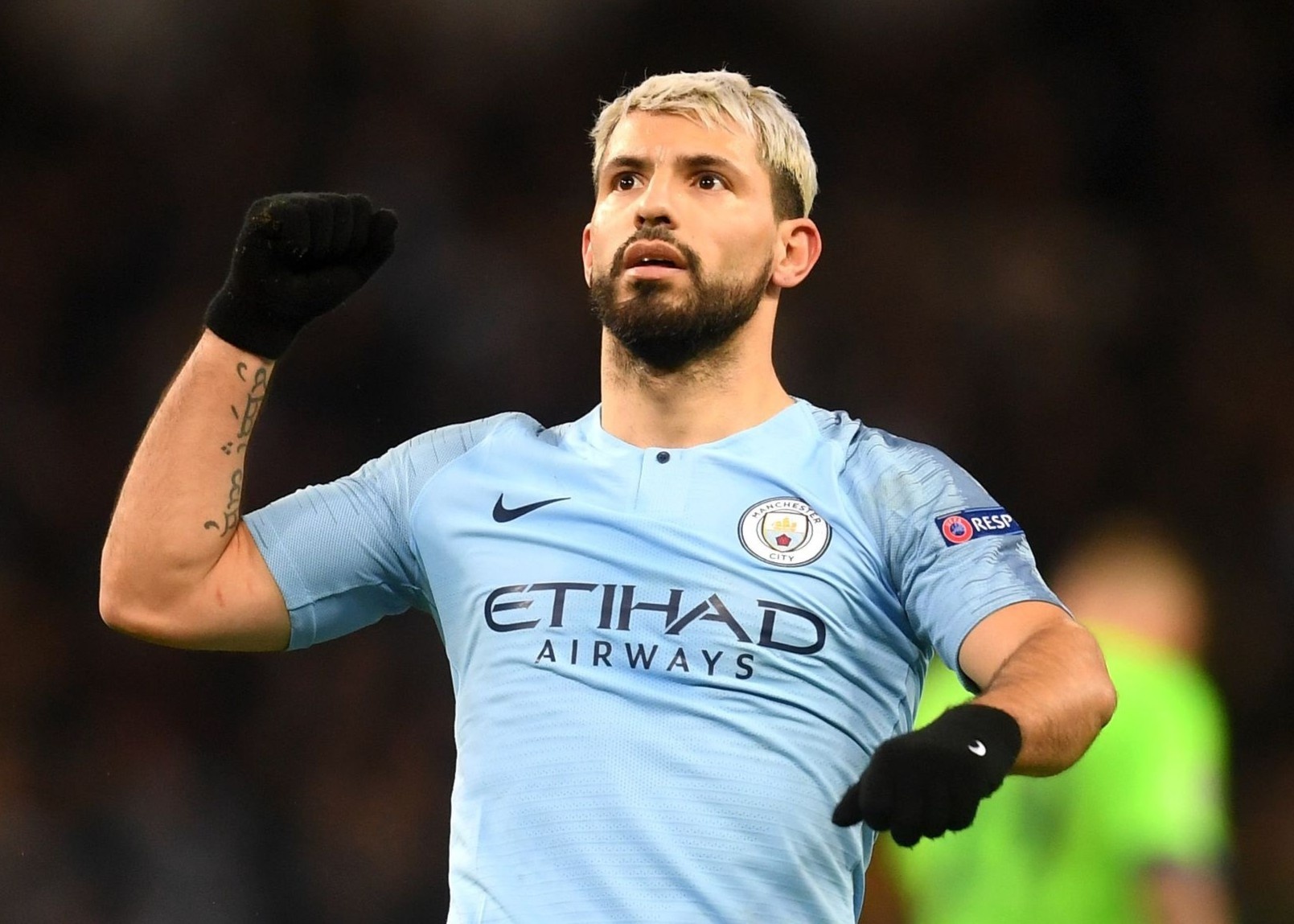 Barca nham 4 ngoi sao mien phi hinh anh