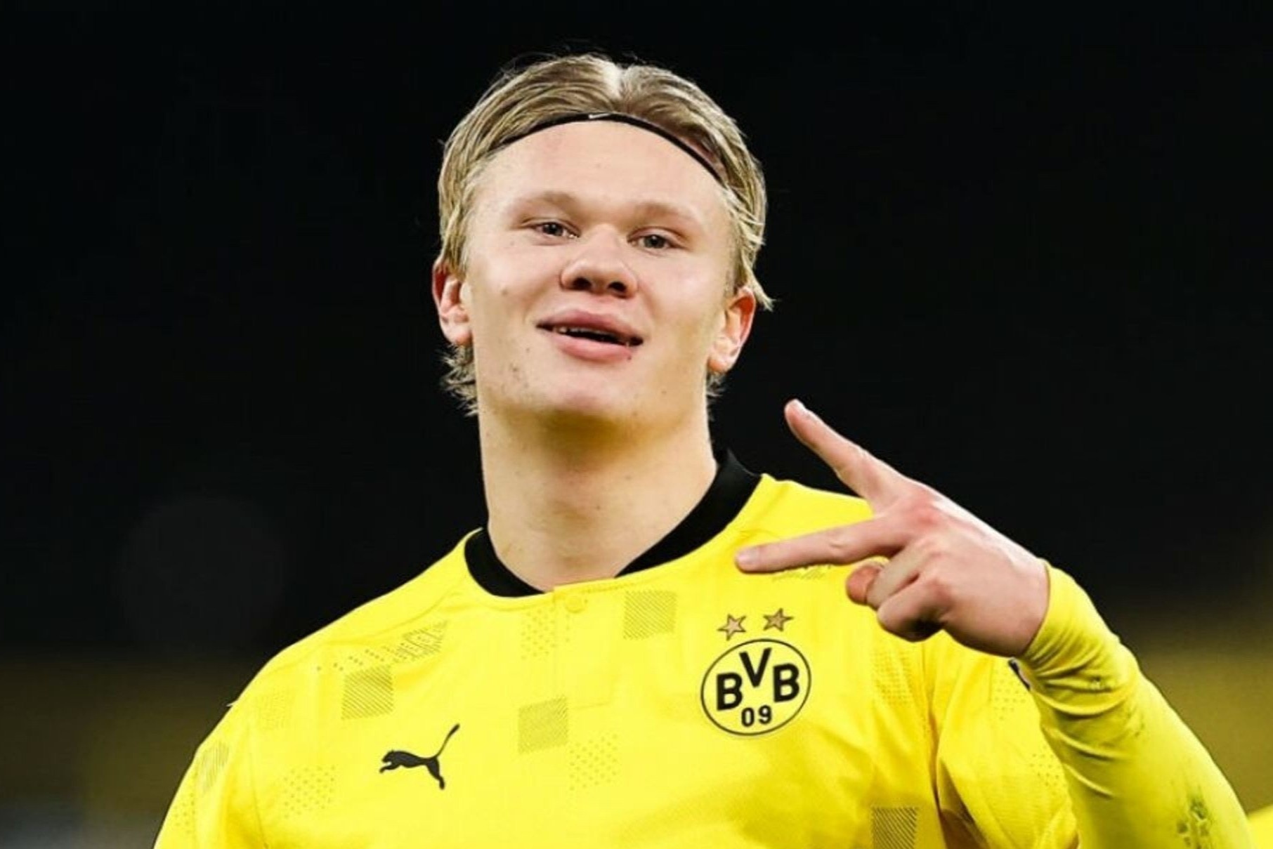 Muc luong trai nguoc cua cac ngoi sao bong da hinh anh