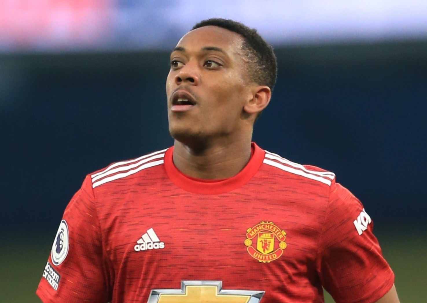 Martial dinh chan thuong nang hinh anh