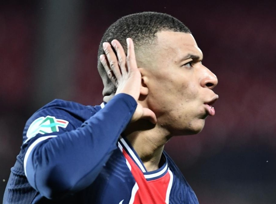 Mbappe tu choi gia han hop dong voi PSG hinh anh