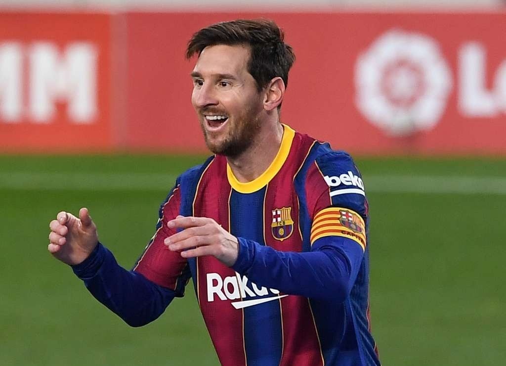 Vi Messi, Barca quyet co Haaland hinh anh