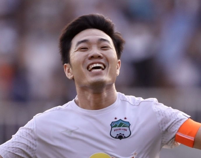 'Xuan Truong ghi ban thang ngoan muc' hinh anh