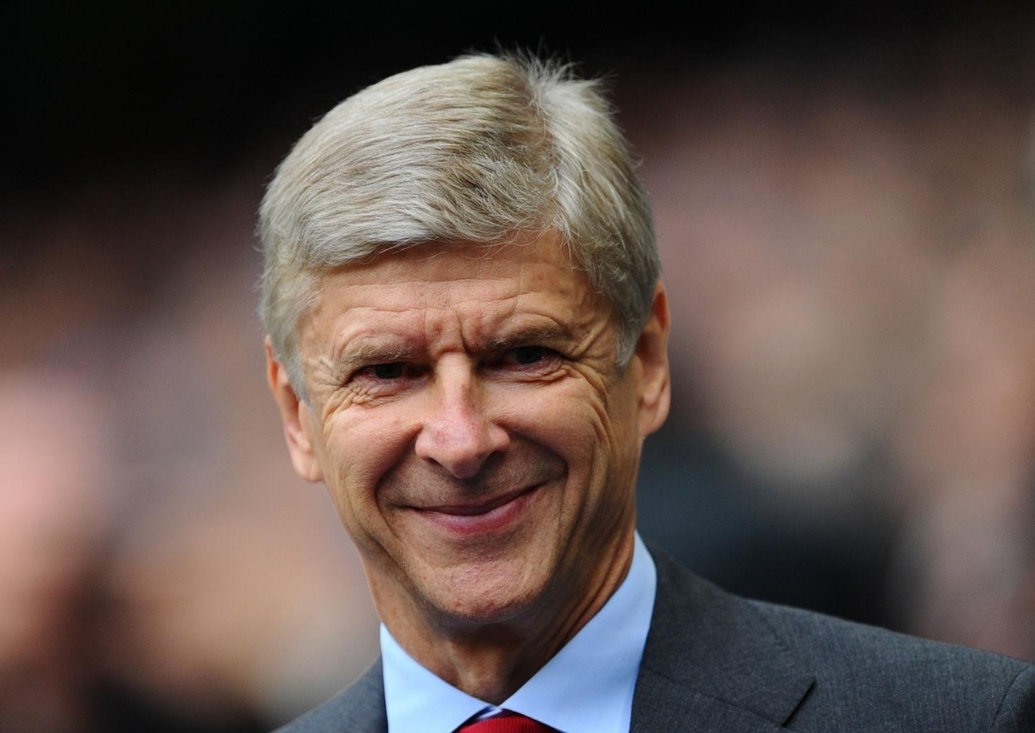 Loi tien tri cua Wenger ve giai dau 6 ty USD hinh anh