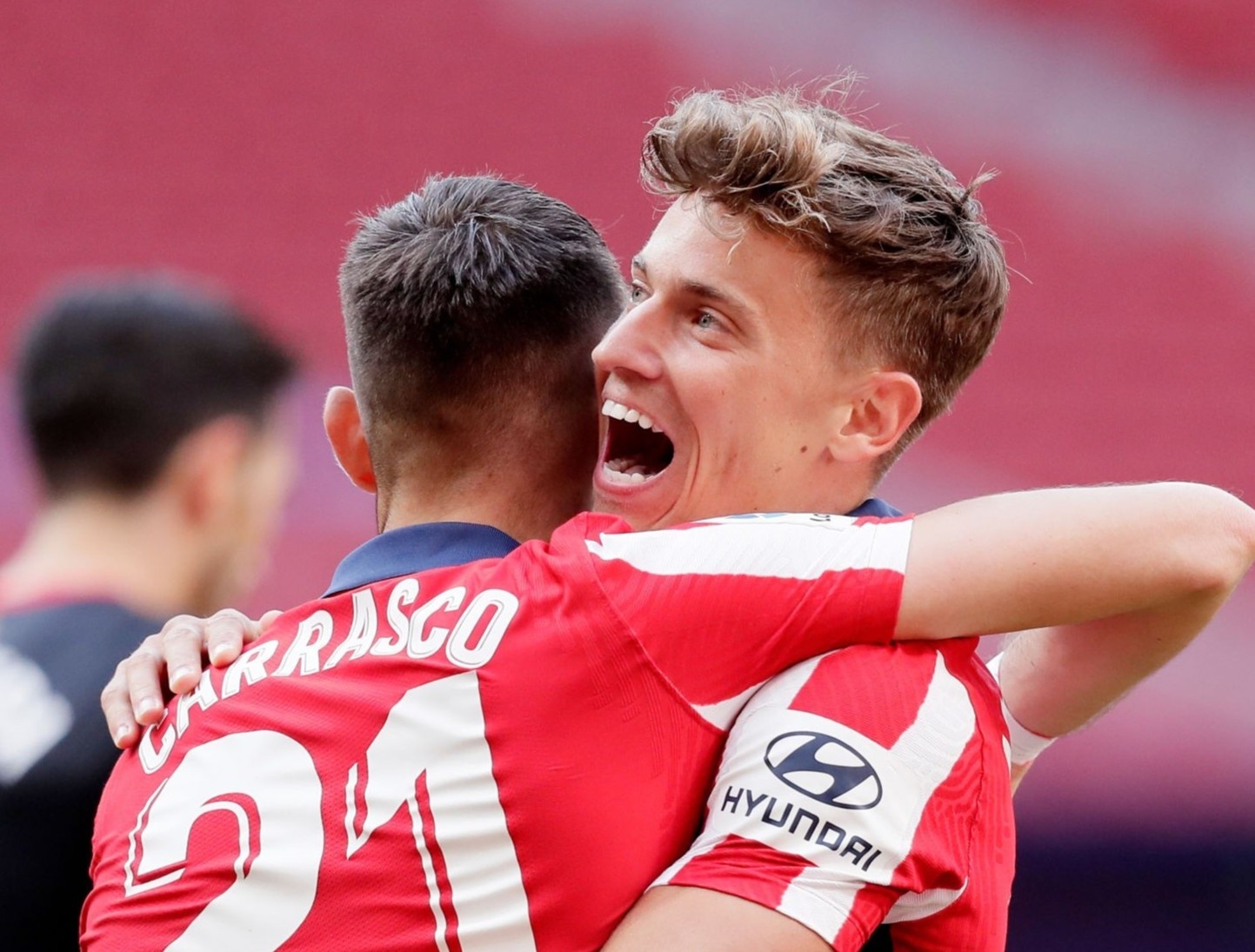 Atletico vung ngoi dau La Liga sau tran thang 5-0 hinh anh