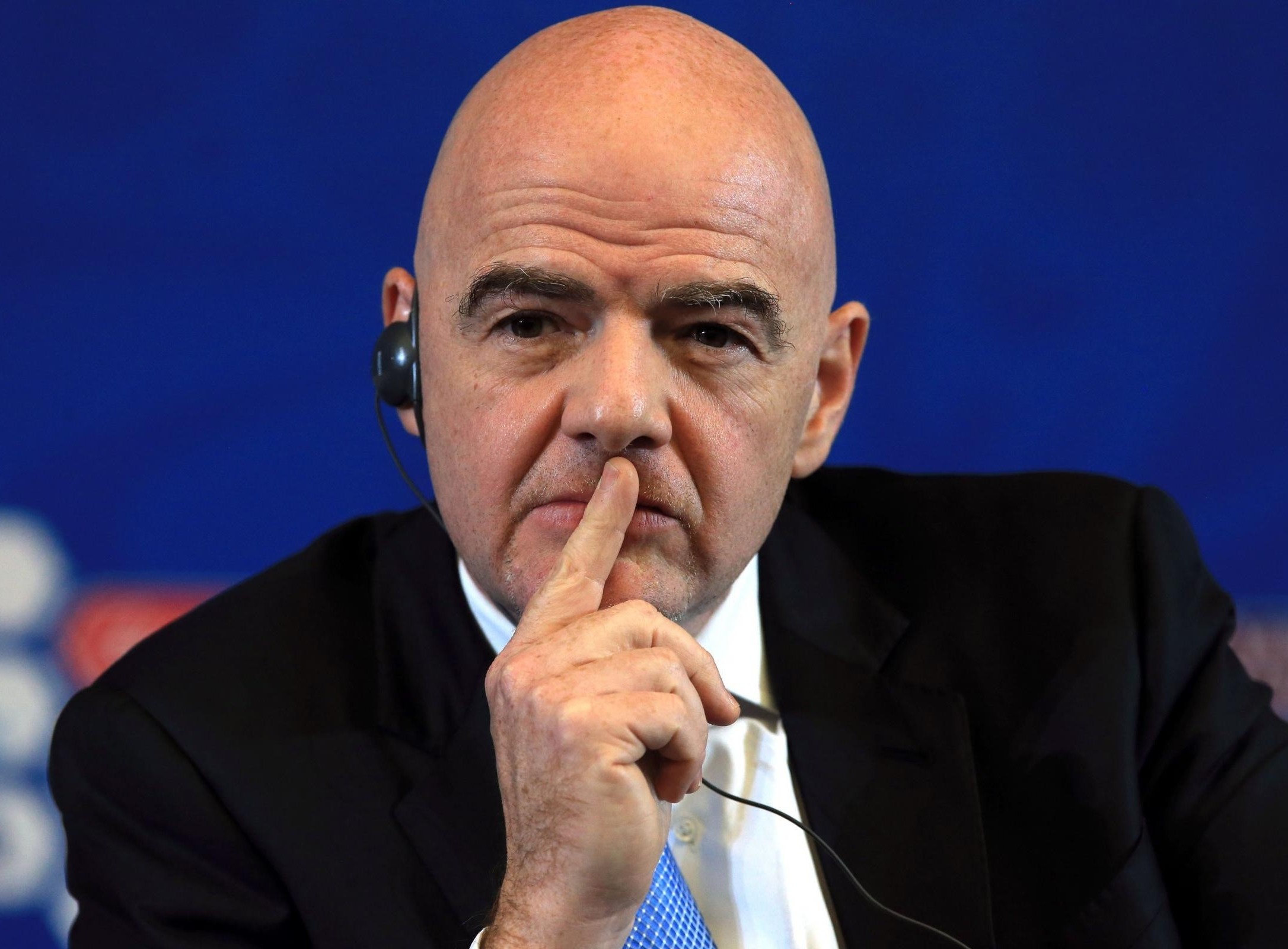 Chu tich FIFA len tieng ve Super League hinh anh