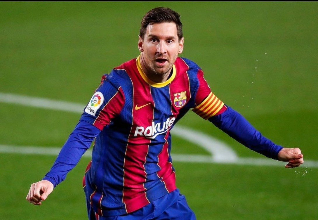 Messi bat kip Ronaldo o cuoc dua Chiec giay Vang chau Au hinh anh