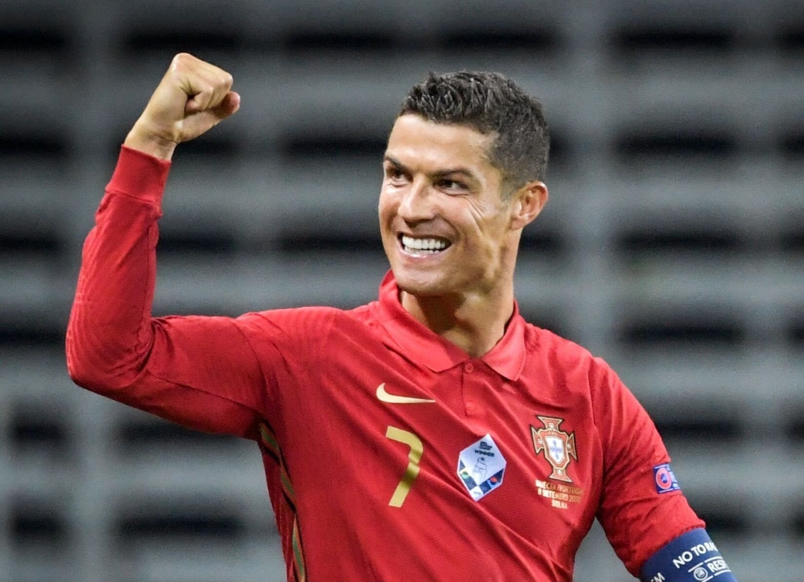 Dan sao Bo Dao Nha sot lai sau chuc vo dich Euro 2016 hinh anh