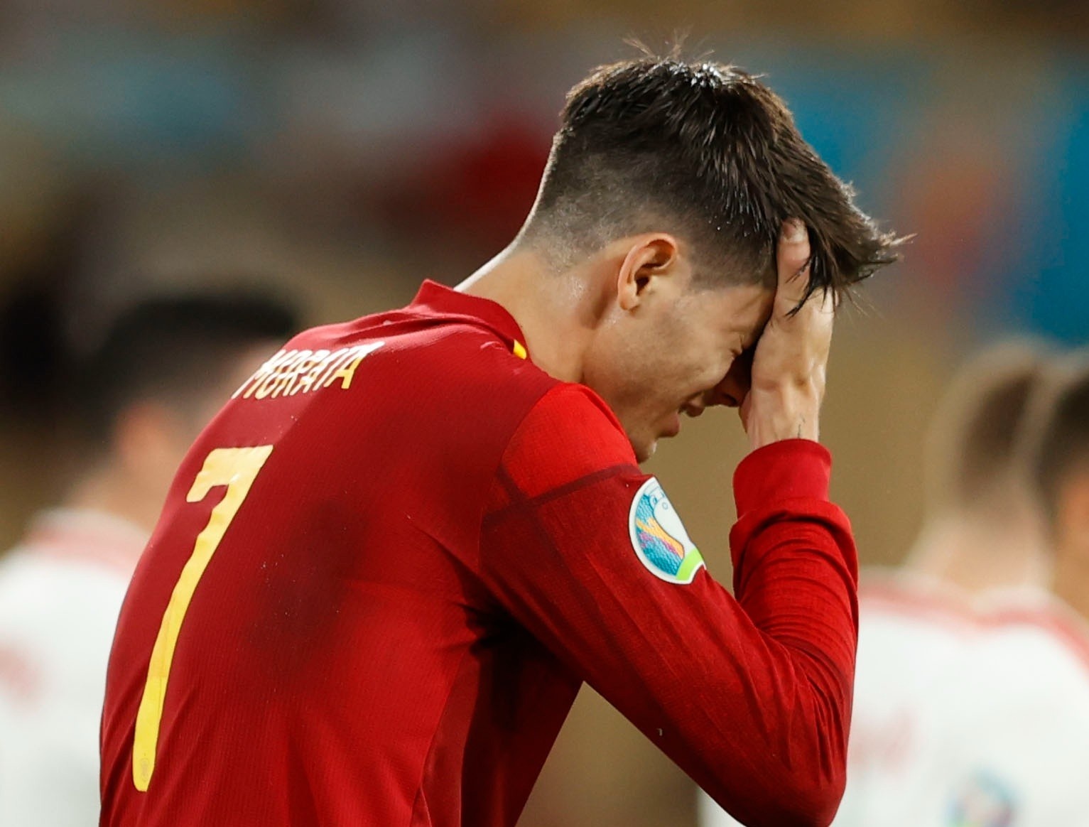 Morata bi CDV de doa vi choi te o Euro 2020 hinh anh