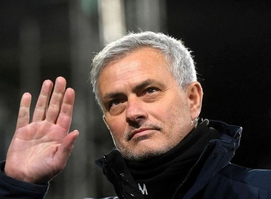 Jose Mourinho: 'Tuyen Anh se thung luoi truoc nhung thang nguoc Duc' hinh anh