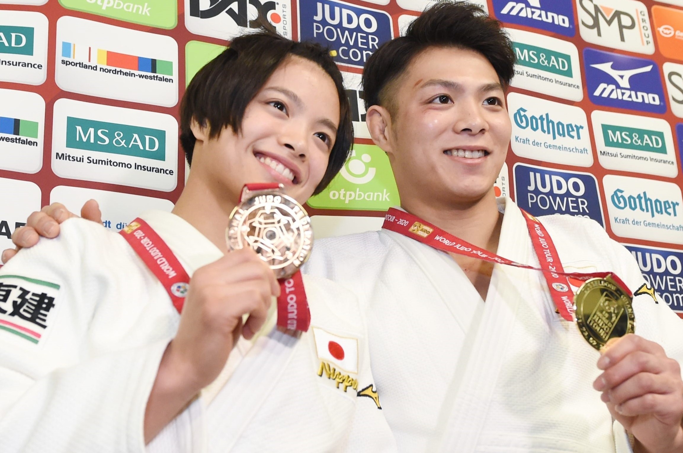 Cap anh em ruot di vao lich su Olympic hinh anh