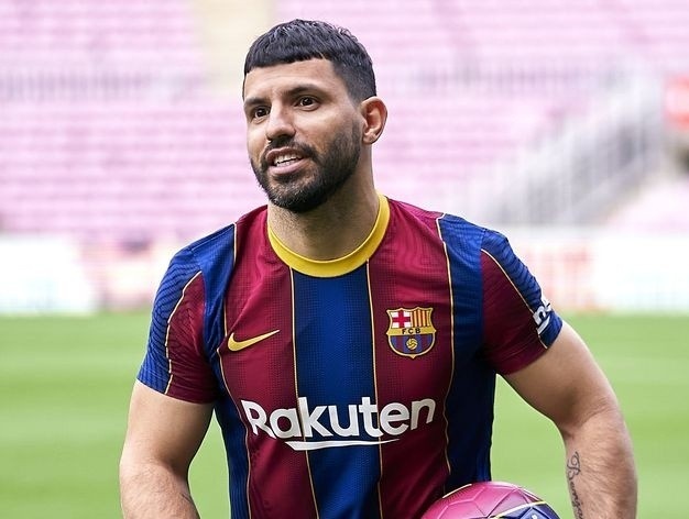 Barca khung hoang hang cong hinh anh