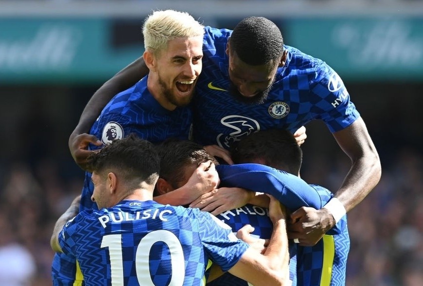 Chelsea thang 3-0 trong tran ra quan Premier League hinh anh