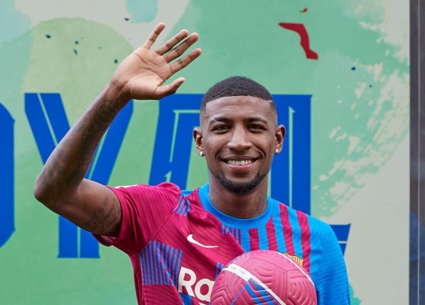 Nguoi cu chi trich cach hanh xu cua Barca hinh anh