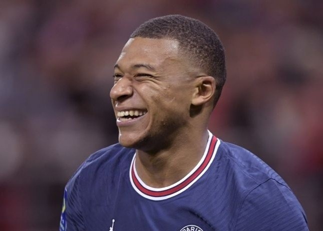 PSG niu keo Mbappe hinh anh