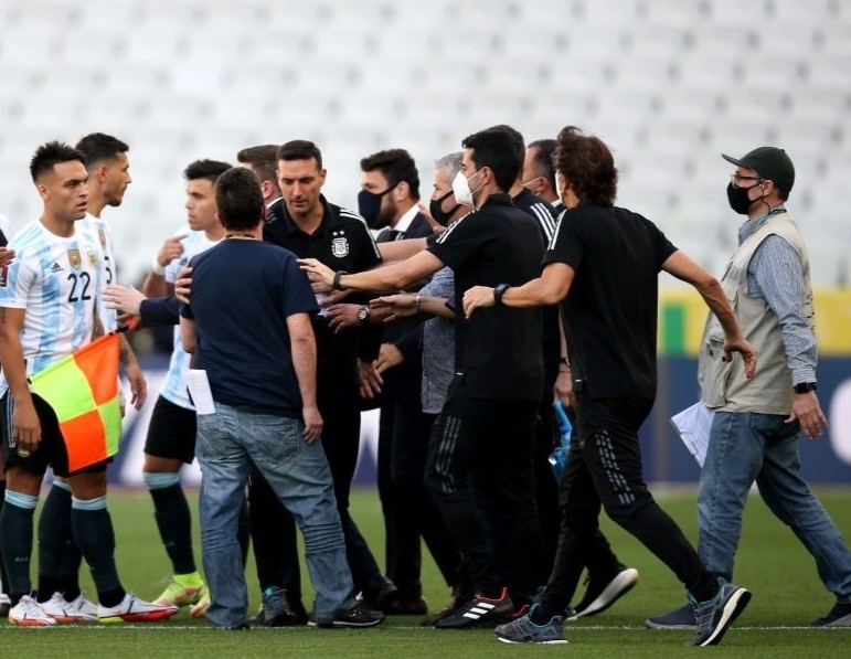 4 tuyen thu Argentina co chap den san? hinh anh