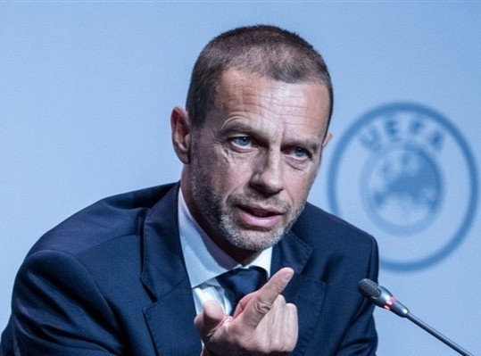 Chu tich UEFA mia mai Florentino Perez hinh anh