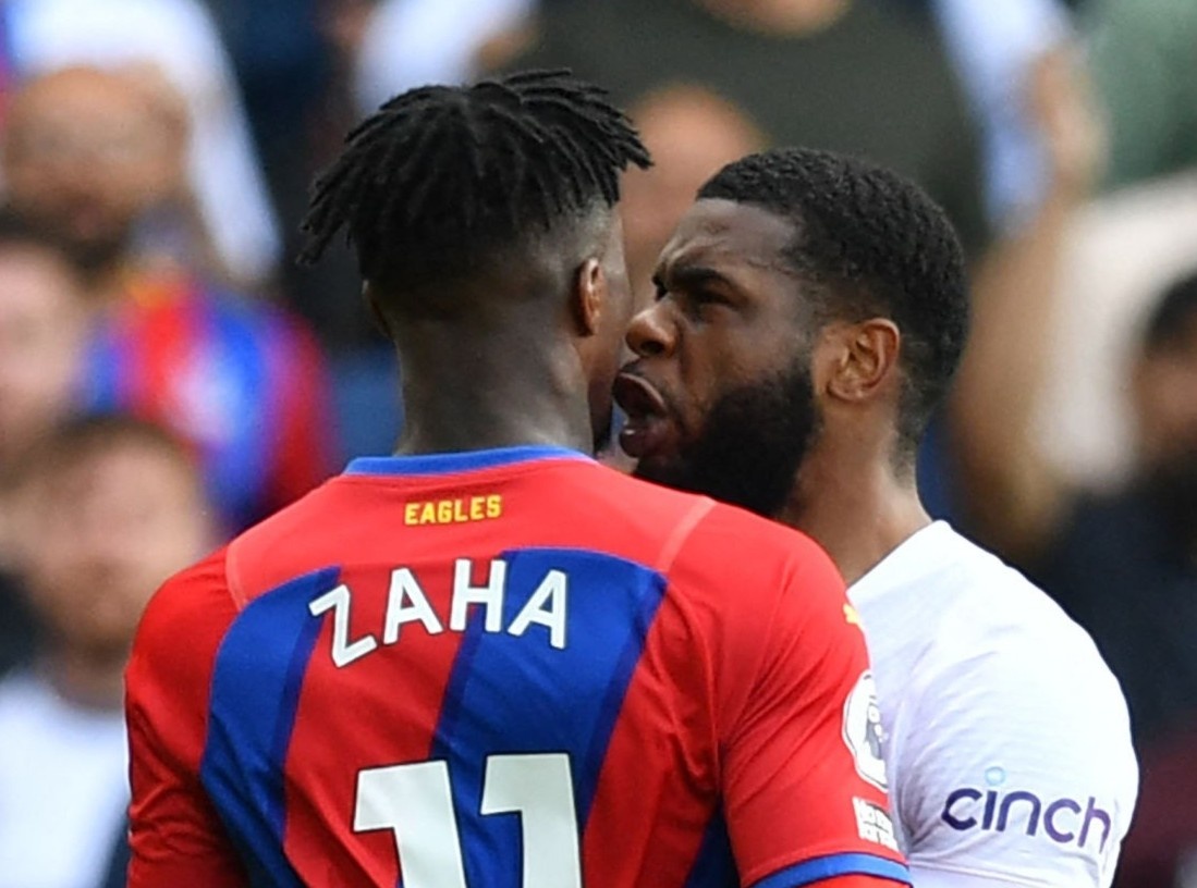 Tottenham thua 0-3 truoc Crystal Palace hinh anh