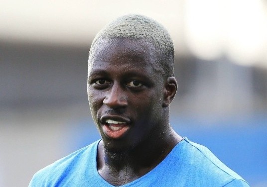 Man City doan tuyet voi tuyen thu Phap hinh anh