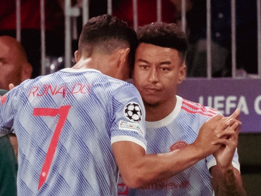 HLV Solskjaer len tieng ve sai lam cua Lingard hinh anh