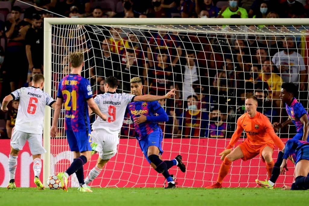 barca vs bayern anh 2