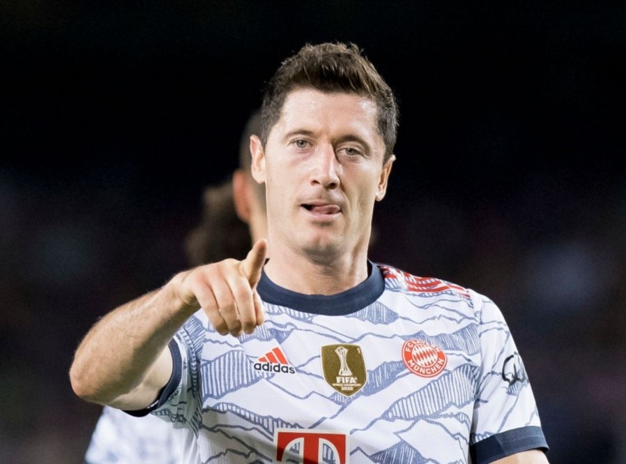 Bayern thang 3-0 truoc Barca hinh anh