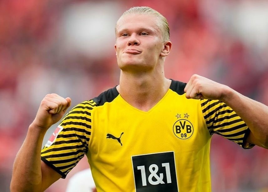 Haaland bi chi trich ve cach cu xu hinh anh