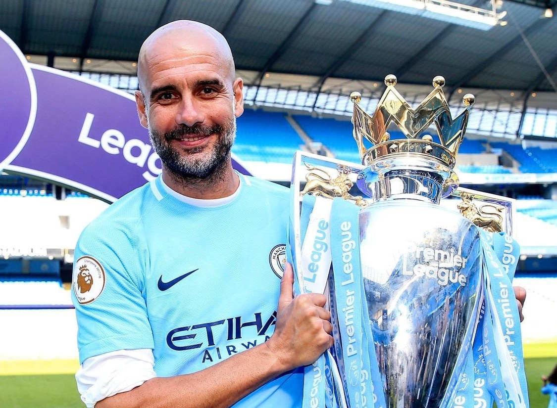 Nha vo dich Premier League nhan thuong gan gap 2 lan Serie A hinh anh