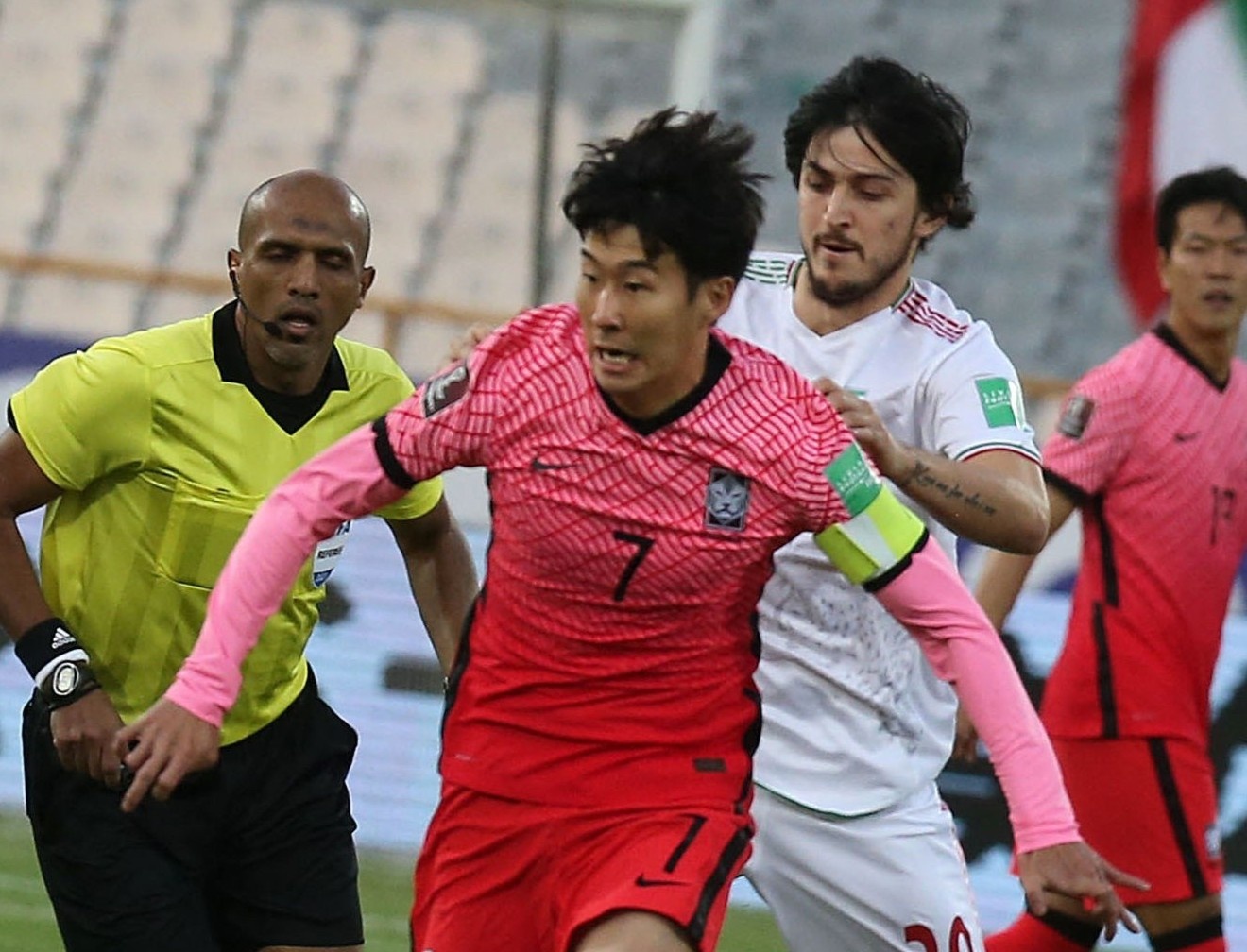 Han Quoc vs Iran anh 1