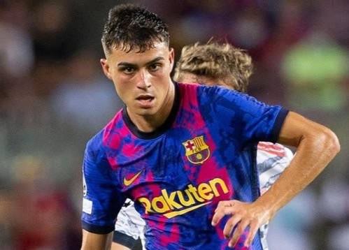 Barca giu chan Pedri bang dieu khoan co gia 1 ty euro hinh anh