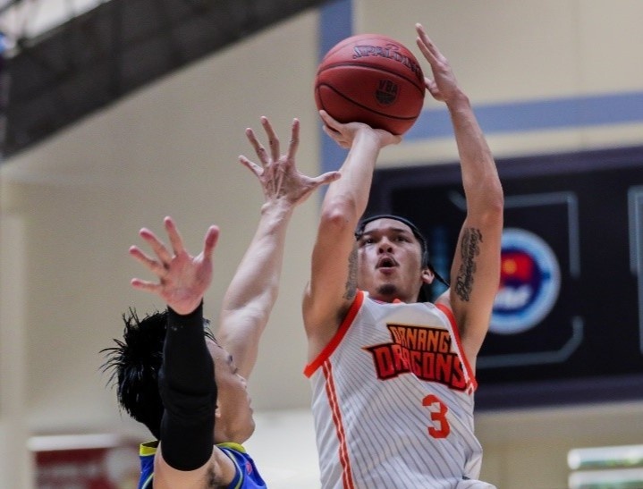 Hochiminh City Wings mat mach chien thang o VBA hinh anh