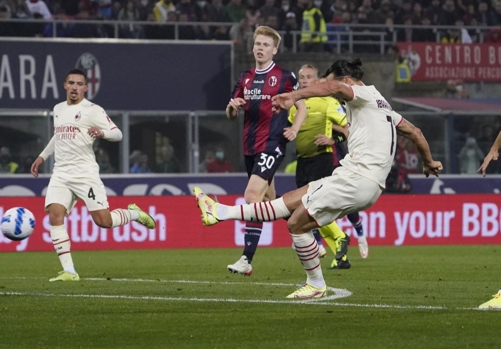 Milan 4-2 Bologna anh 1