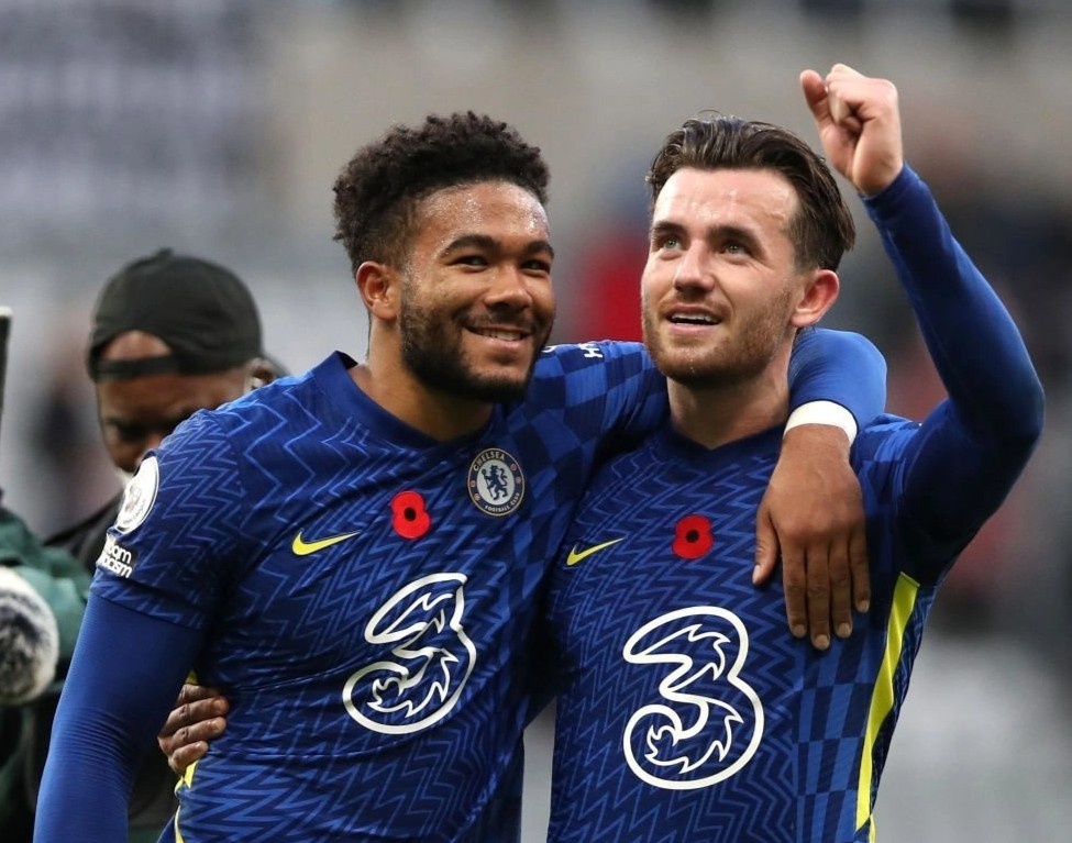 Chelsea but pha o ngoi dau Premier League hinh anh