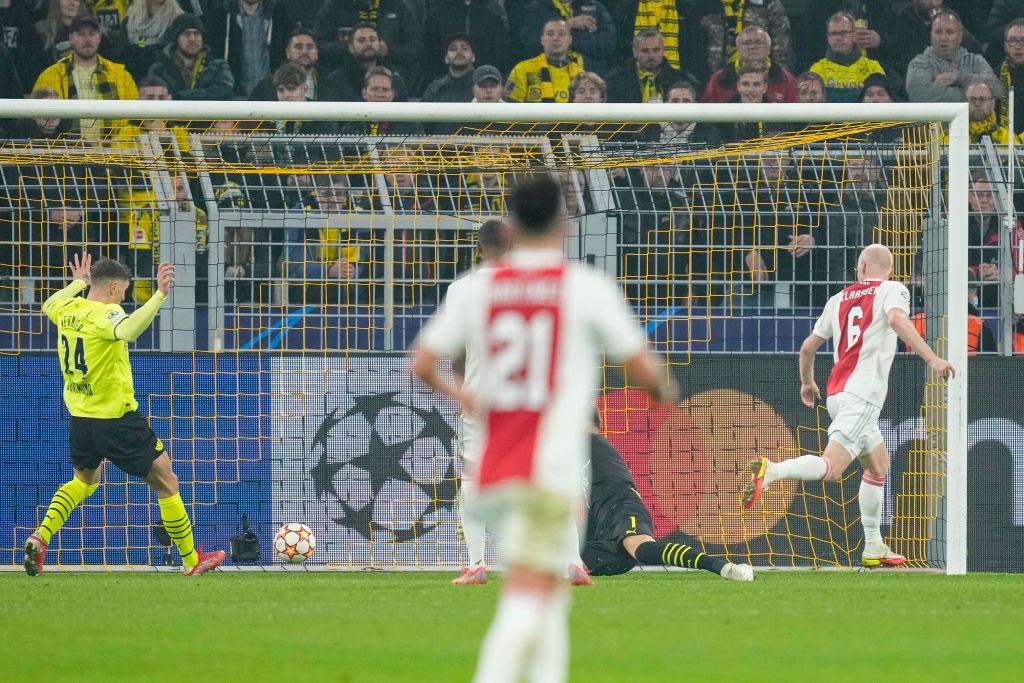 Ajax vs Dortmund anh 6