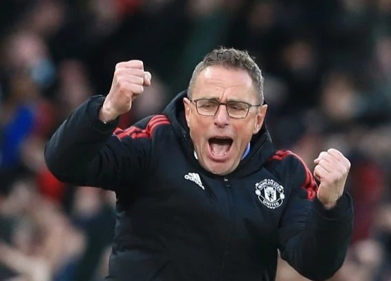 HLV Rangnick vo oa cam xuc khi Fred ghi ban cho MU hinh anh